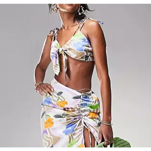 New ~ ASOS ~ Tie Front Floral Swirl Print Beach Crop Top Size 6 - Picture 1 of 9